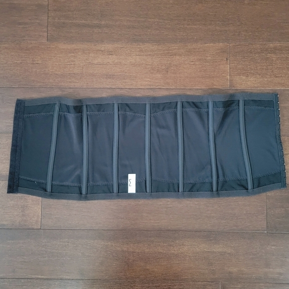 Maidenform Firm Control Shapewear Instant Slimmer Waist Nipper Corset Top XL - Picture 7 of 9